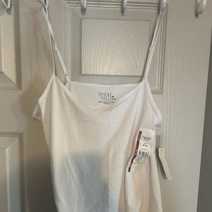 Brand new women’s time and tru adjustable straps cami size M